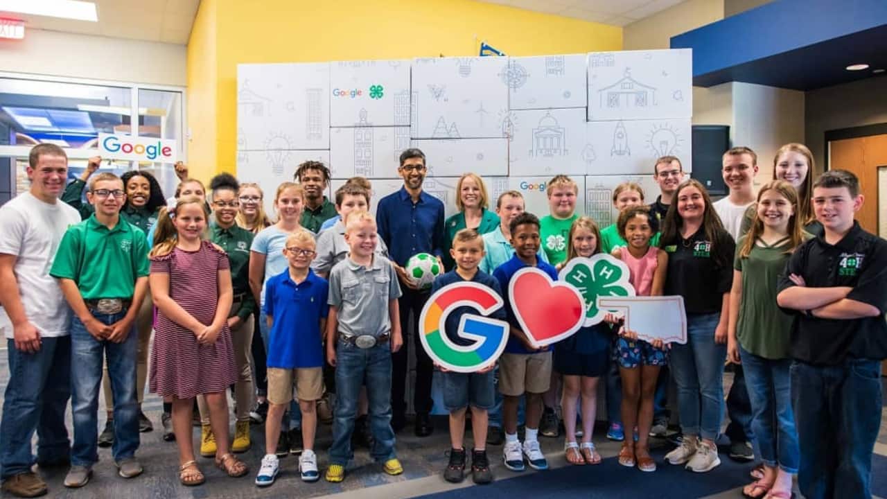 Steering Google Through the AI Era (2023-Present)