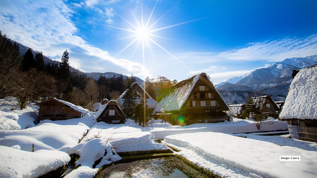 Shirakawa-go, Japan (Image: Canva)