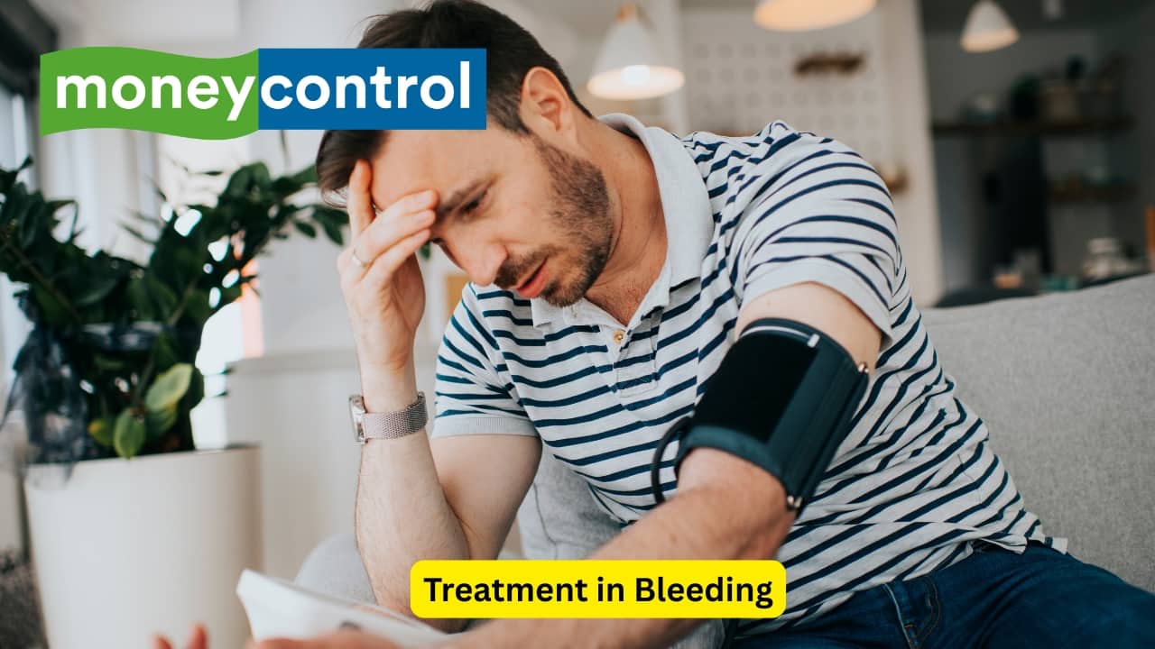 Treatment in Bleeding In case of massive bleeding, resuscitation is done with intravenous fluids. Blood transfusions may be needed in cases where there is a large amount of blood loss. Haemoglobin levels below 7 gm/dl often warrant blood transfusion. Pre-endoscopic pharmacotherapy may be given.(Image: Canva)