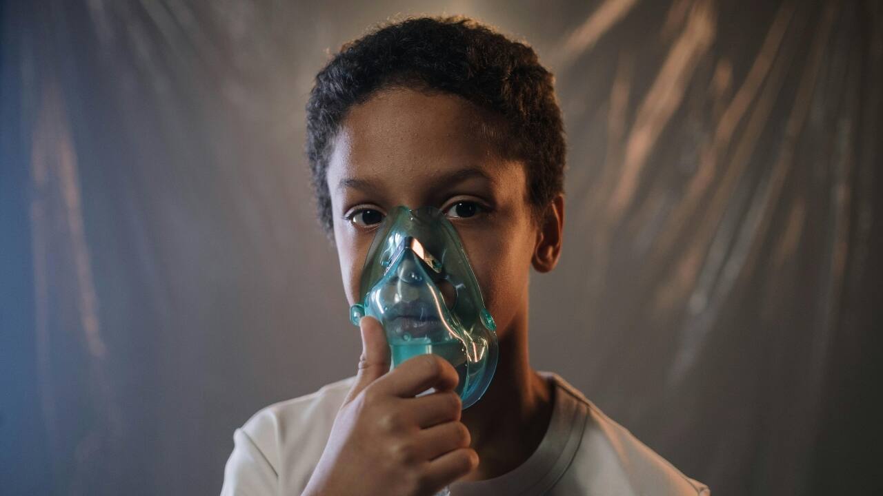 Pulmonologist flags rise in childhood asthma as smog worsens; suggests prevention tips