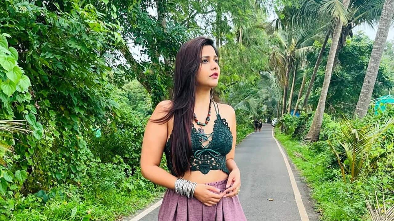 Bigg Boss 19: “Salman Khan is teaching the contestants how to handle fame and the importance of social media,” says Dalljiet Kaur