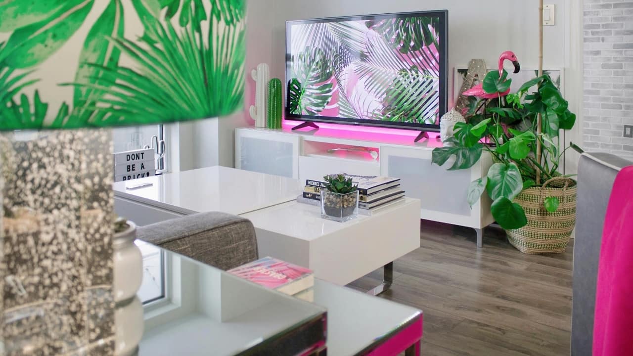 Festive home refresh: 6 bold decor pieces to make your space glow with luxury and charm Festive home refresh: 6 bold decor pieces to make your space glow with luxury and charm