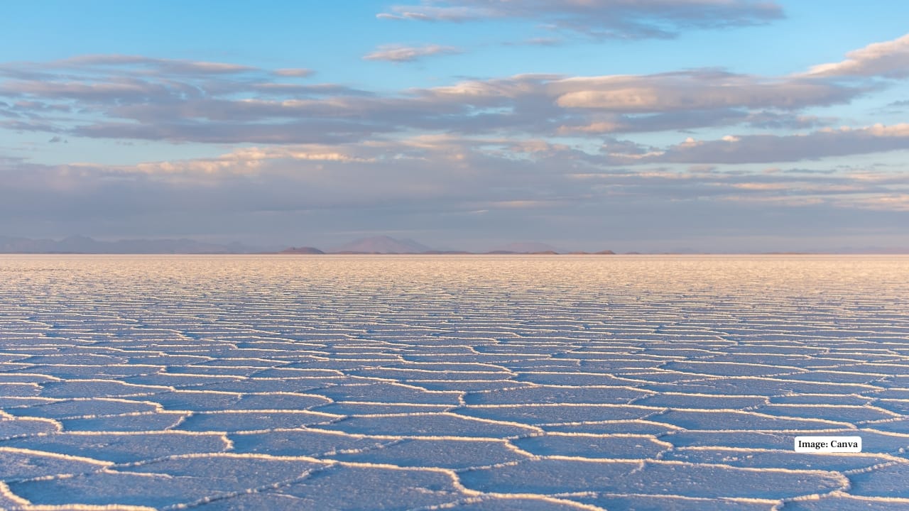 1. Salar de Uyuni, Bolivia The big salt flat here is transformed into the largest mirror by the rain. The smooth reflection of the sky uses a surreal illusion of strolling on the clouds to mix the horizon with the earth. (Image: Canva)