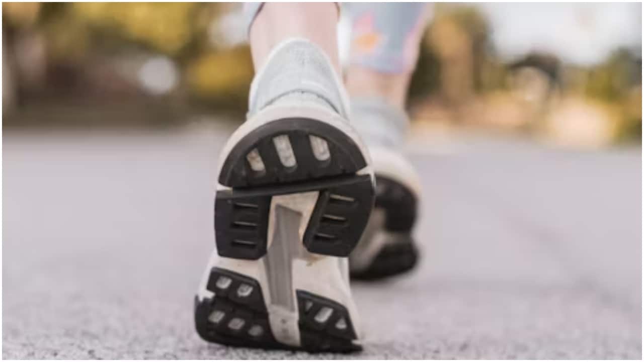 Can't reach 10,000 steps a day? Neuroscientist calls it 'ad campaign', says goal can be achieved in much less Can't reach 10,000 steps a day? Neuroscientist calls it 'ad campaign', says goal can be achieved in much less