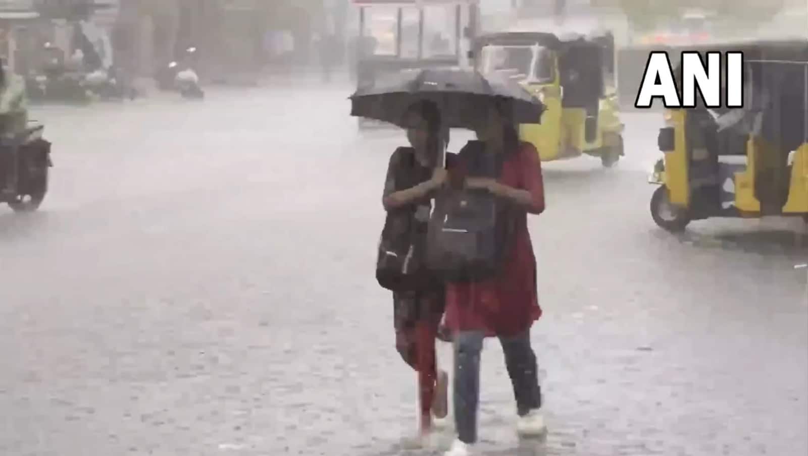 Hyderabad reels under flooding, traffic chaos after heaviest rain in 5 years