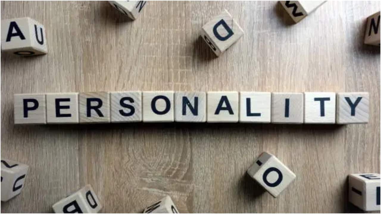 Neither introvert nor extrovert? Psychiatrist coins the term 'otrovert', detached from groups but... Neither introvert nor extrovert? Psychiatrist coins the term 'otrovert', detached from groups but...
