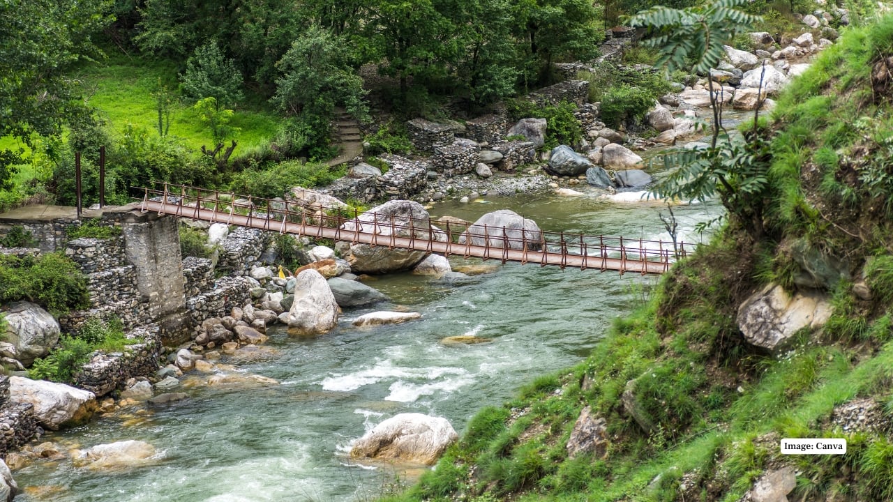 10. Tirthan Valley, Himachal Pradesh. Tirthan Valley is a hidden gem in the vicinity of the Great Himalayan National Park and has clean rivers, thick forests and trekking routes. It is perfect for fishing, hiking, and forgetting about city life. (Image: Canva)