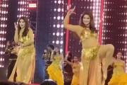 Urvashi Rautela dances to Allu Arjun song, grabs eyeballs with her performance