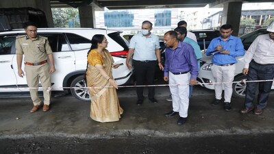 Peenya Industrial Association flags pothole issue to DK Shivakumar; says many Bengaluru firms mull shifting to neighbouring states