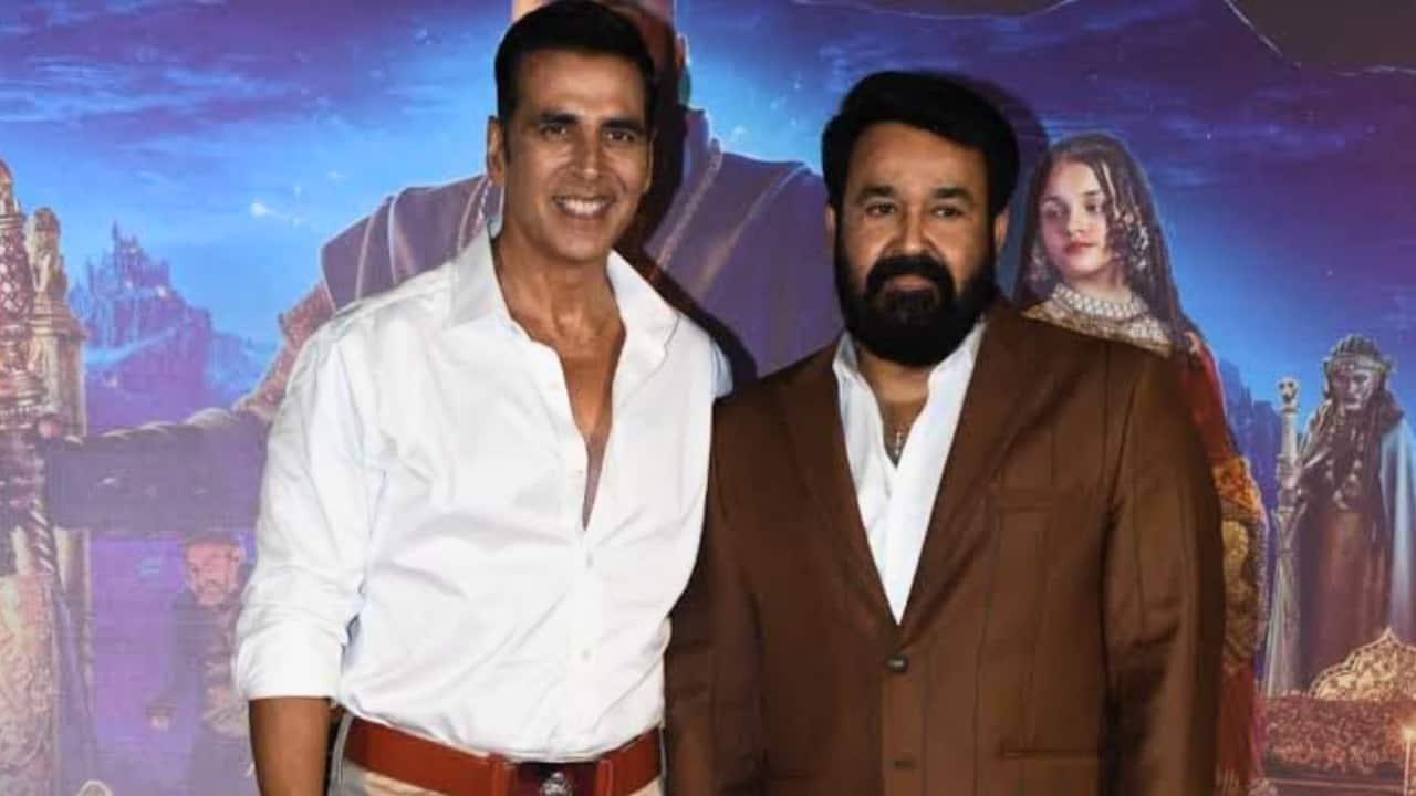 Akshay Kumar congratulates Mohanlal on receiving Dadasaheb Phalke award, writes "This recognition is so richly deserved"
