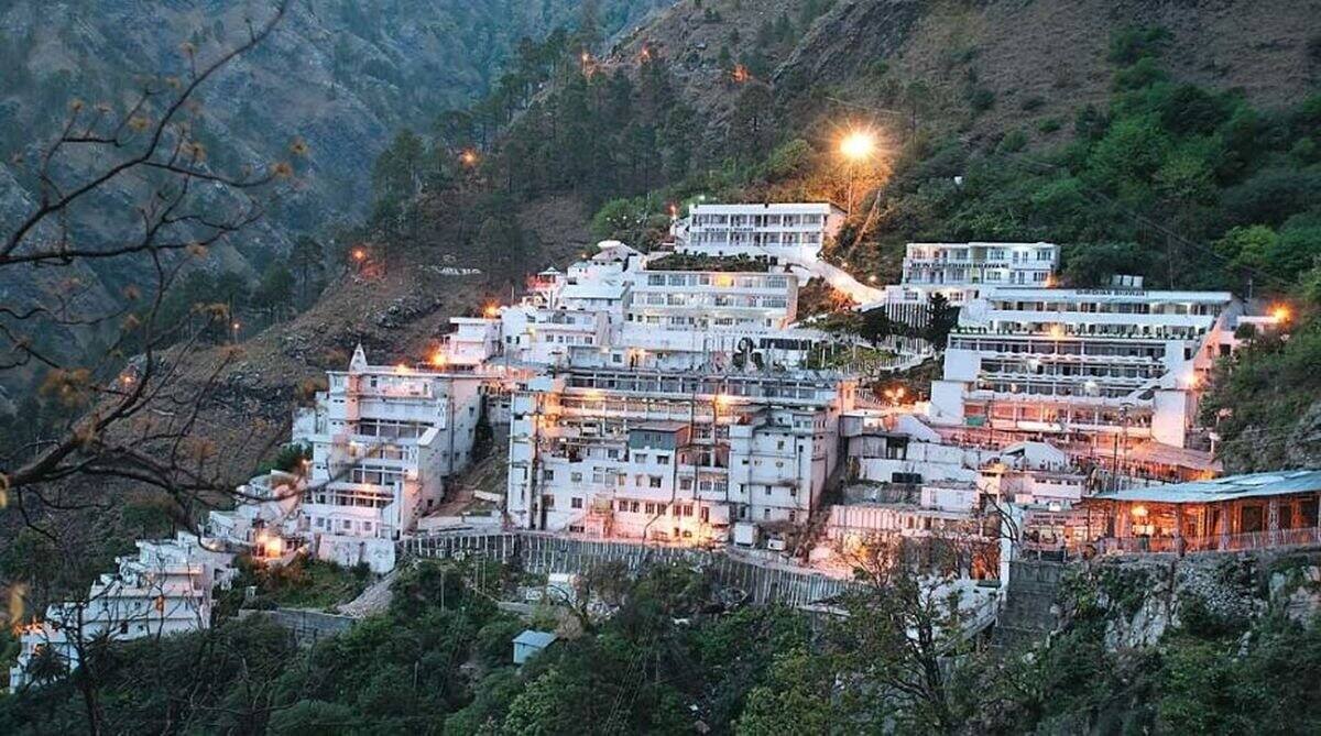 Vaishno Devi sees huge rush, over 45,000 devotees pay obeisance daily as Navratri fest begins