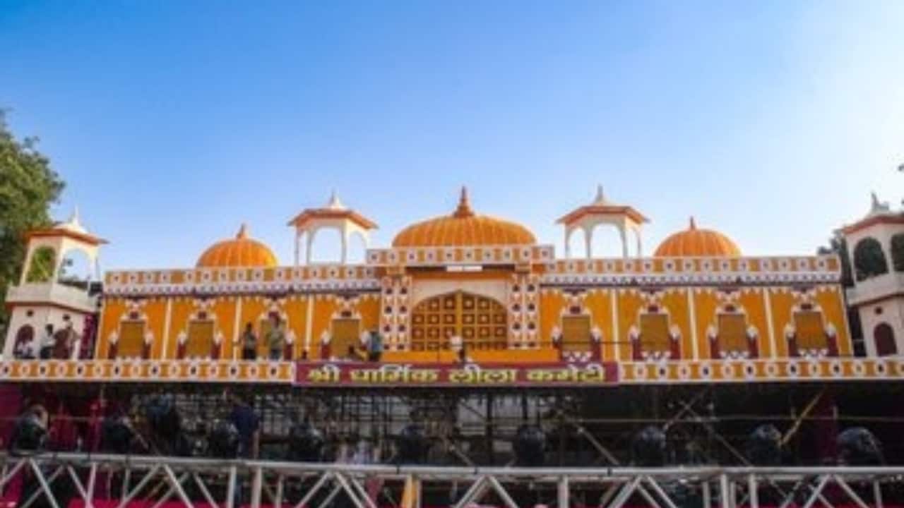 Delhi gets ready for grand Ramlila celebrations | In pics