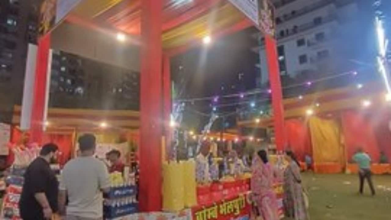During the festival, all commercial vehicles and DTC buses will be diverted from Delhi Gate Chowk, Daryaganj, and Chhatta Rail Chowk between 5 pm and midnight, preventing them from moving towards Lal Quila. (Photo: X)