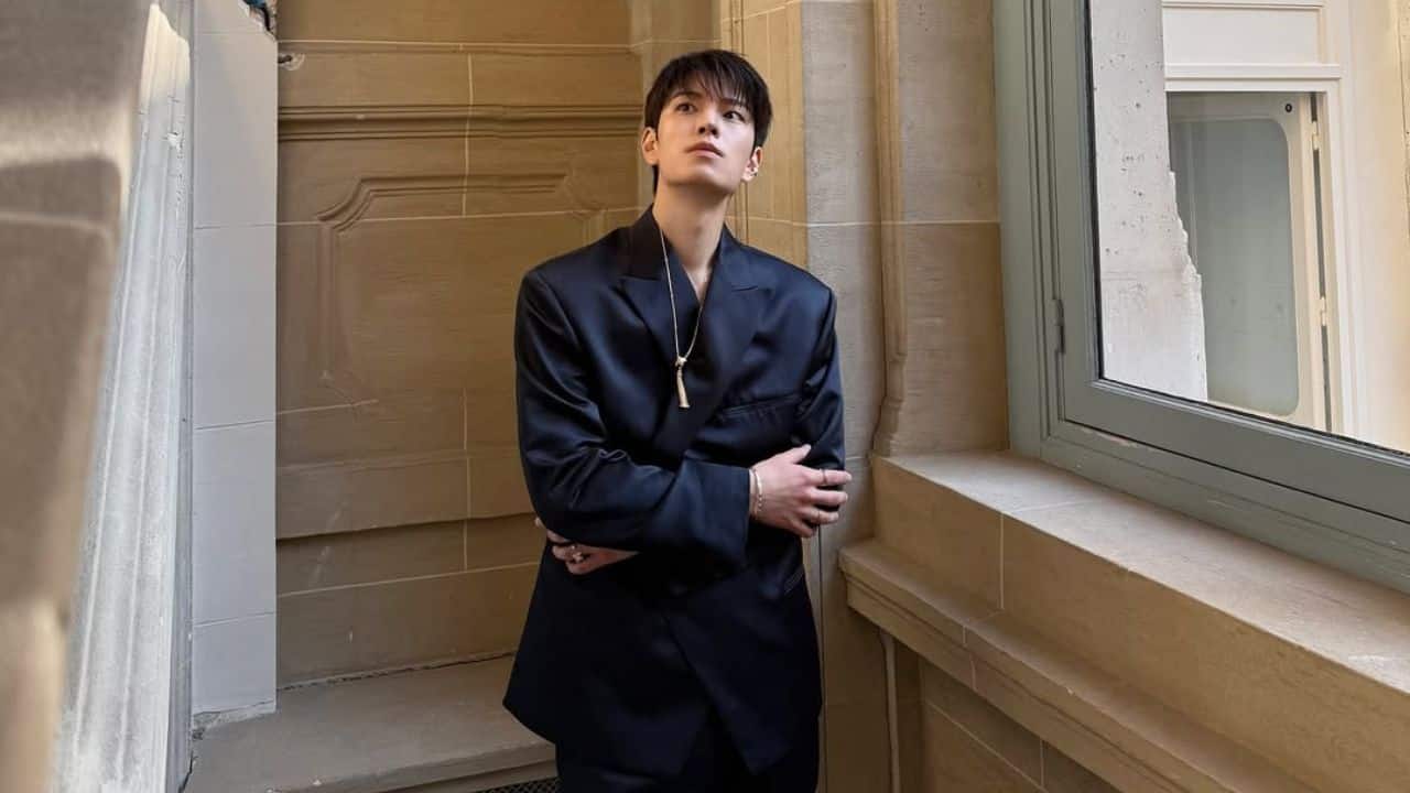 Lived in Los Angeles for a short period The famous singer lived in Los Angeles for around three months when he was in the fourth grade. Those three months living in Los Angeles and the experience he gained from staying there contributed to his strong English skills. Lived in Los Angeles for a short period The famous singer lived in Los Angeles for around three months when he was in the fourth grade. Those three months living in Los Angeles and the experience he gained from staying there contributed to his strong English skills.