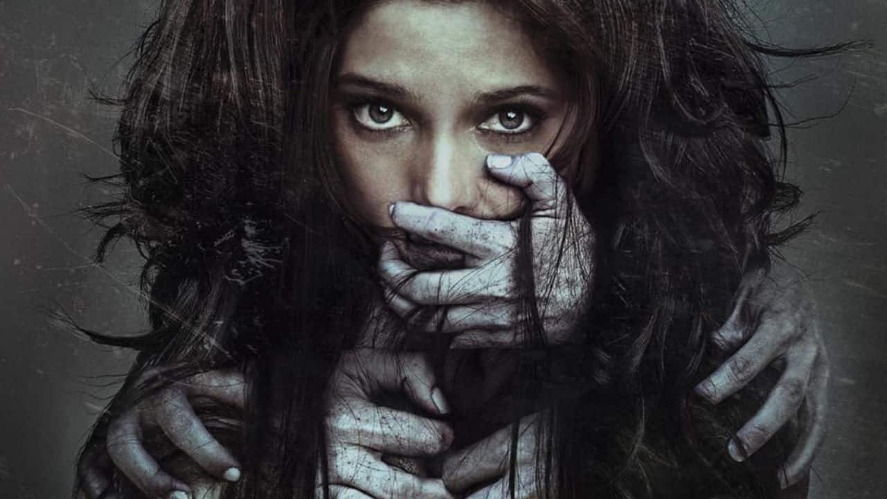 The Apparition Tom plays a paranormal researcher in this horror mystery. The film explores a university's parapsychology experiment that created an entity that is now haunting Kelly (Ashley Greene) and Ben (Sebastian Stan), who are plagued by terrifying events in their home. No matter where the couple flees, they are tormented by the evil spirit, which thrives on fear. In their desperation, Kelly and Ben seek the help of a paranormal researcher (Tom Felton), but it might be too late to protect them from the terrifying presence, even with his assistance.