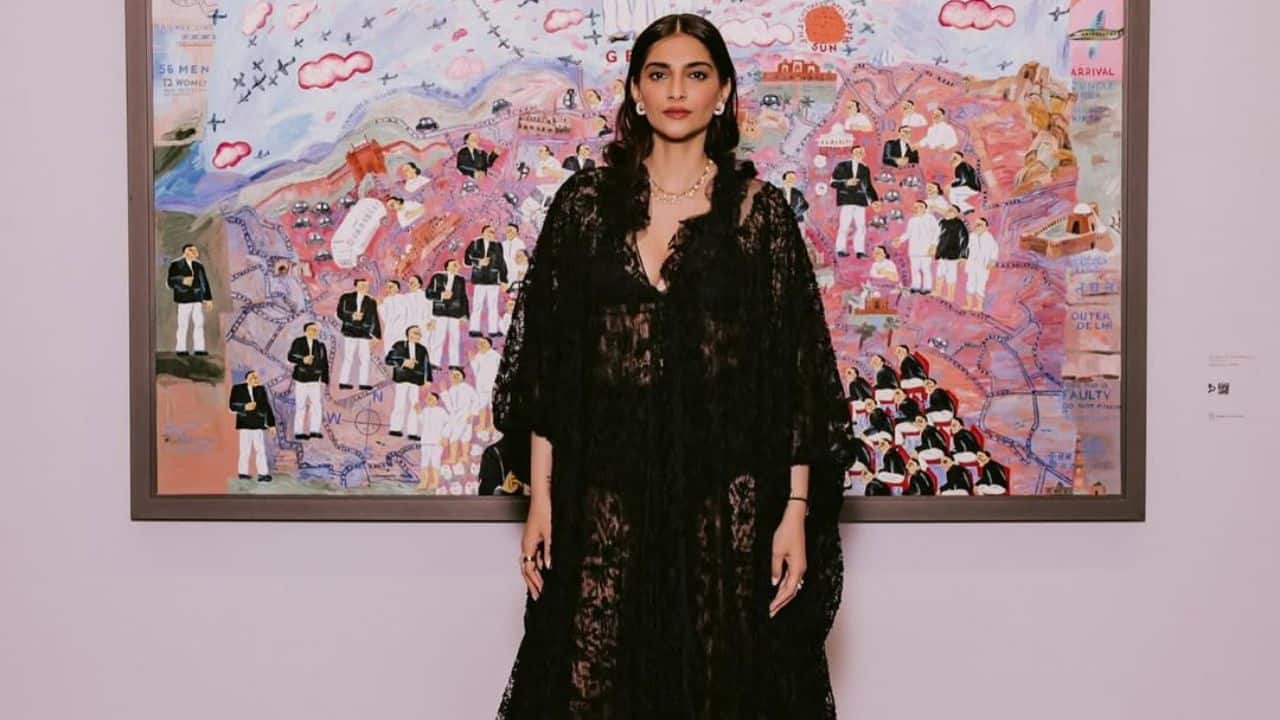 Sonam Kapoor confirms Bollywood comeback after pregnancy break, says, "Will be back to doing what I love doing"
