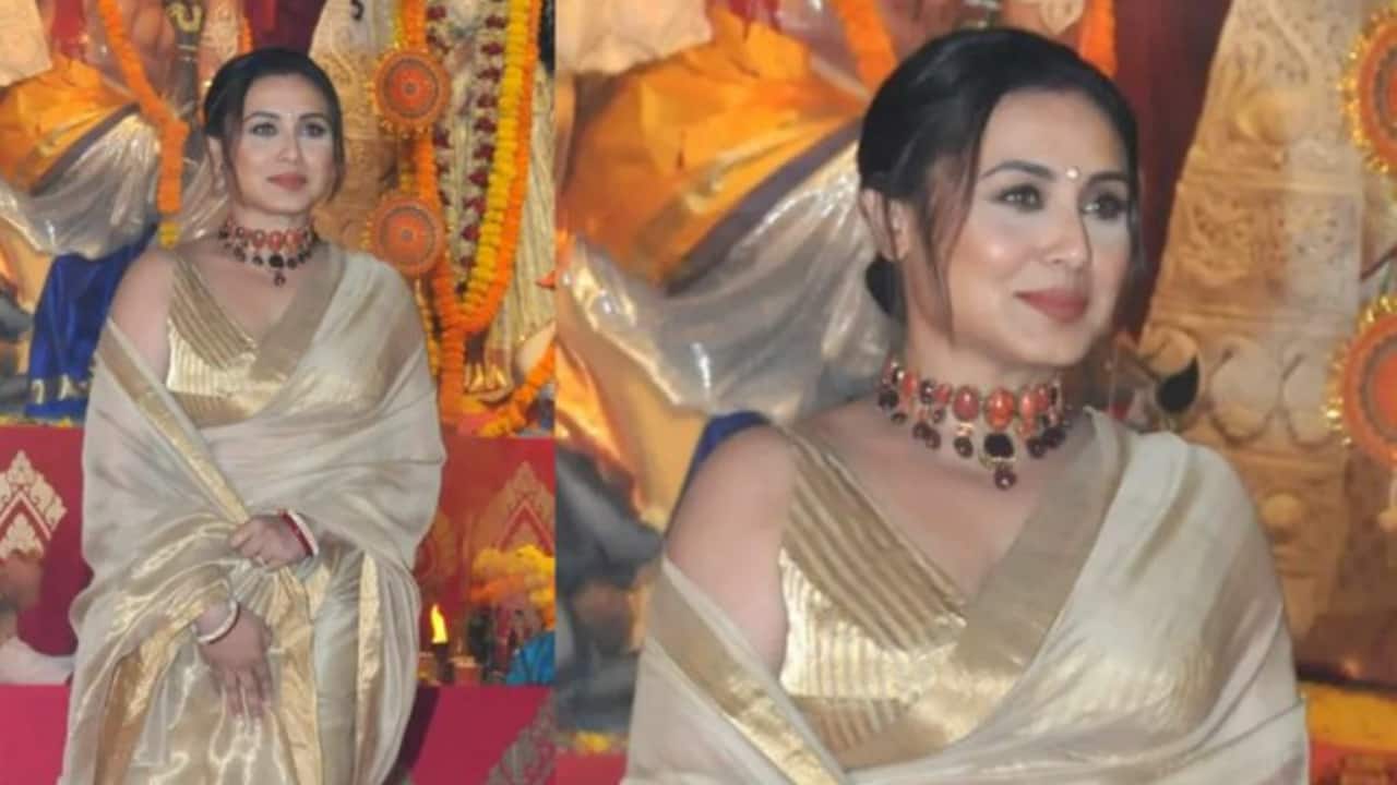 Subtle experimentation - Even while sticking to whites, she often plays with textures, patterns, or borders, keeping the look fresh.