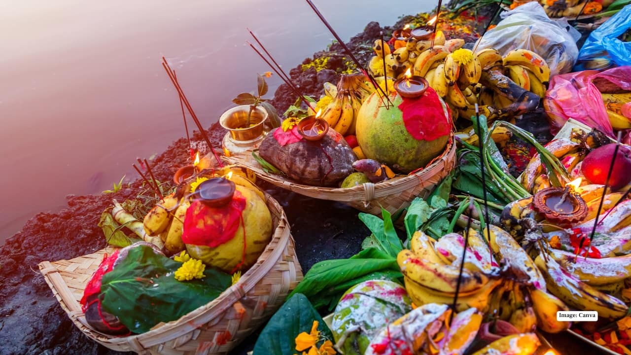 3. Bihar – Chhath Puja (Oct 25 – Oct 28, 2025) Chhath Puja in Bihar is a serene yet powerful festival dedicated to the Sun God. Participate in or witness the devotion of thousands along riverbanks, as rituals and offerings create a spiritually uplifting experience. (Image: Canva)