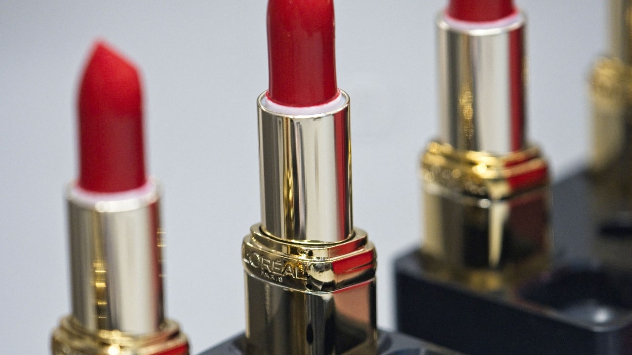 L’Oréal only interested in Armani’s profitable beauty business