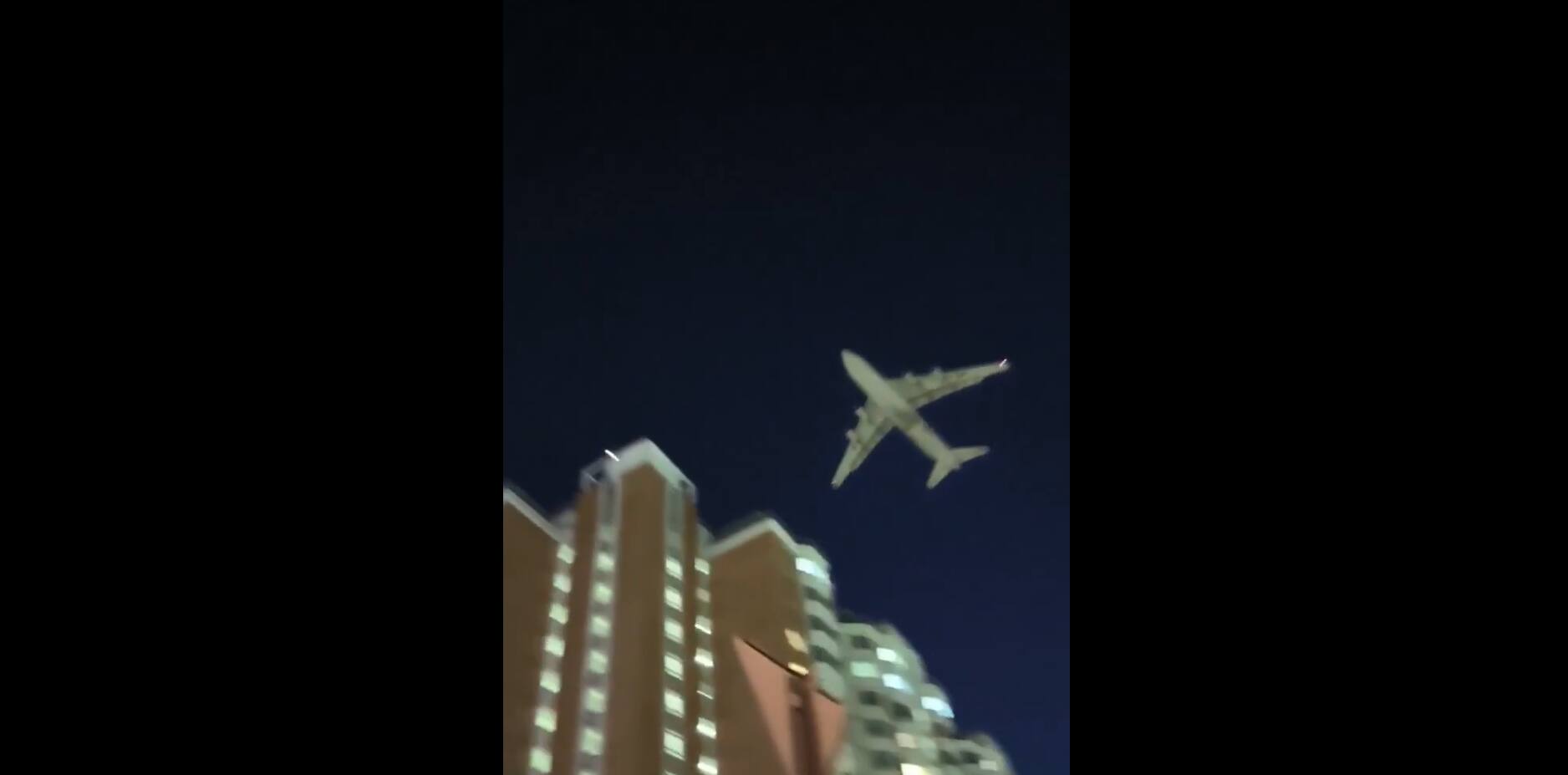 Russian Antonov-124 flies low over Moscow amid Ukrainian drone swarm | Watch