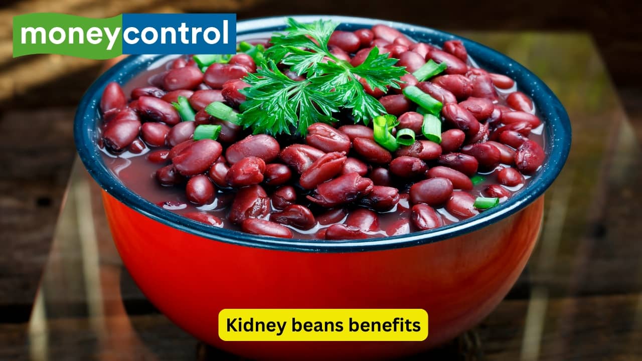 Kidney beans benefits Plant-based sources like kidney beans also offer omega-3 fatty acids, along with a higher amount fibre content. These aid in keeping the cholestrol levels in check, and also promote satiety. Kidney beans support the energy levels by providing protein and complex carbohydrates.(Image: Canva) Disclaimer: This article, including health and fitness advice, only provides generic information. Don’t treat it as a substitute for qualified medical opinion. Always consult a specialist for specific health diagnosis