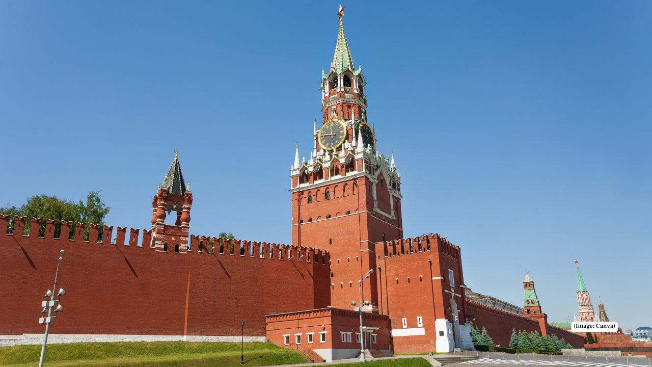 5. Spasskaya Tower – Moscow, Russia Guarding the Kremlin’s red-brick walls, the Spasskaya Tower is inseparable from Russian history. Known as the Kremlin Clock, its gilded star and iconic face overlook Red Square, chiming during state ceremonies and national celebrations. It is as much a political symbol as it is a cultural one.