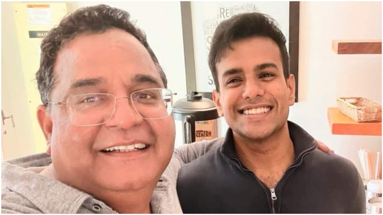 From Coke bottles to Lay’s packets: The unlikely growth hack that powered Paytm’s journey From Coke bottles to Lay’s packets: The unlikely growth hack that powered Paytm’s journey