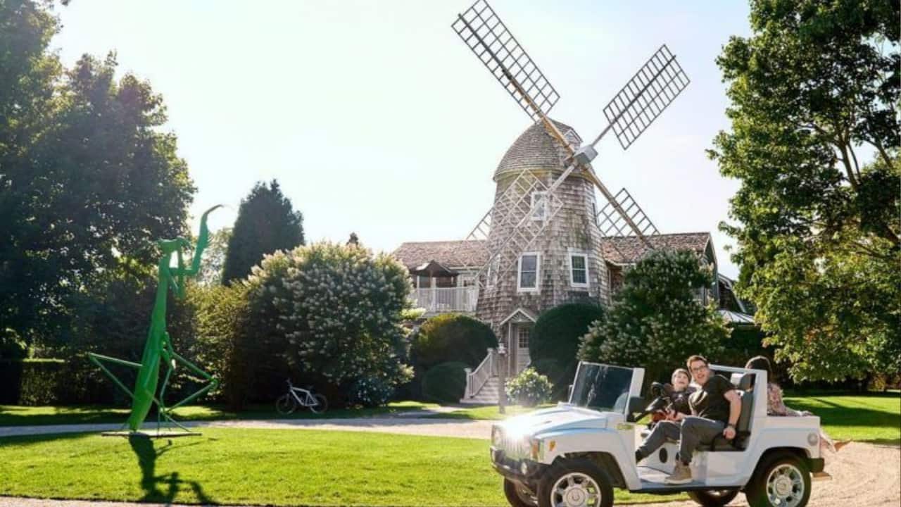 Most expensive things owned by Robert Downey Jr. Most expensive things owned by Robert Downey Jr.