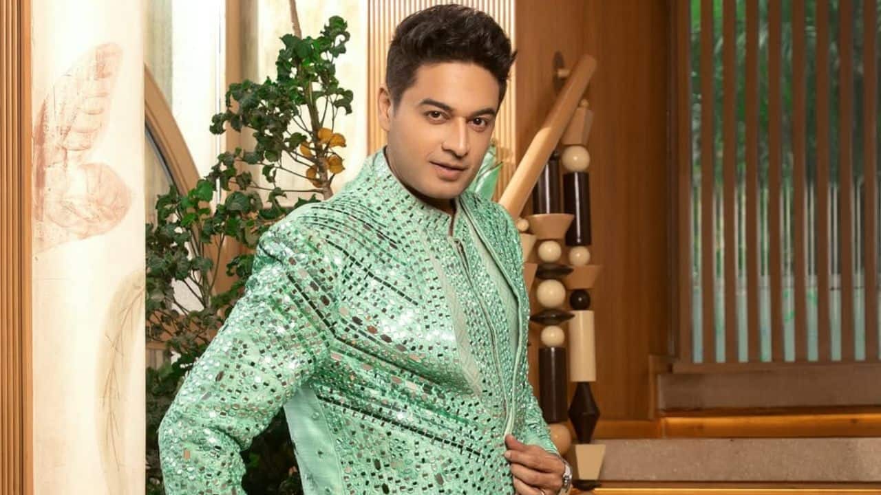 Is Gaurav Khanna color blind? It was in the show Celebrity Masterchef that he revealed that he is colorblind. He said the same in Bigg Boss 19 too, that despite his defect, he wears some very fashionable clothes, which are picked up mostly by his wife. Is Gaurav Khanna color blind? It was in the show Celebrity Masterchef that he revealed that he is colorblind. He said the same in Bigg Boss 19 too, that despite his defect, he wears some very fashionable clothes, which are picked up mostly by his wife.