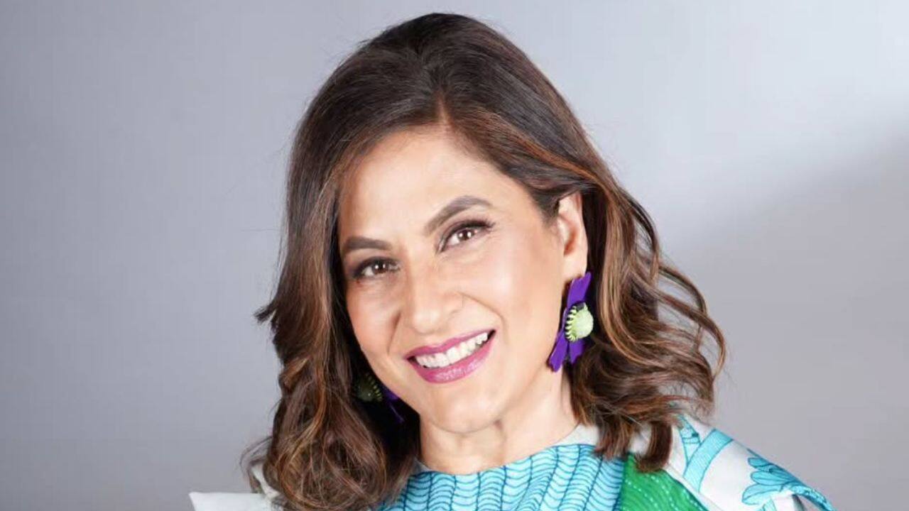 She lived in a paying guest house in Mumbai for four years The actress in order to fulfil her dreams moved to Mumbai in the early 1980s where she did not immediately settle into her own house. For four years she lived in a paying guest house sharing her room with Mitali Mukherjee who is the of singer Bhupinder Singh. She lived in a paying guest house in Mumbai for four years The actress in order to fulfil her dreams moved to Mumbai in the early 1980s where she did not immediately settle into her own house. For four years she lived in a paying guest house sharing her room with Mitali Mukherjee who is the of singer Bhupinder Singh.