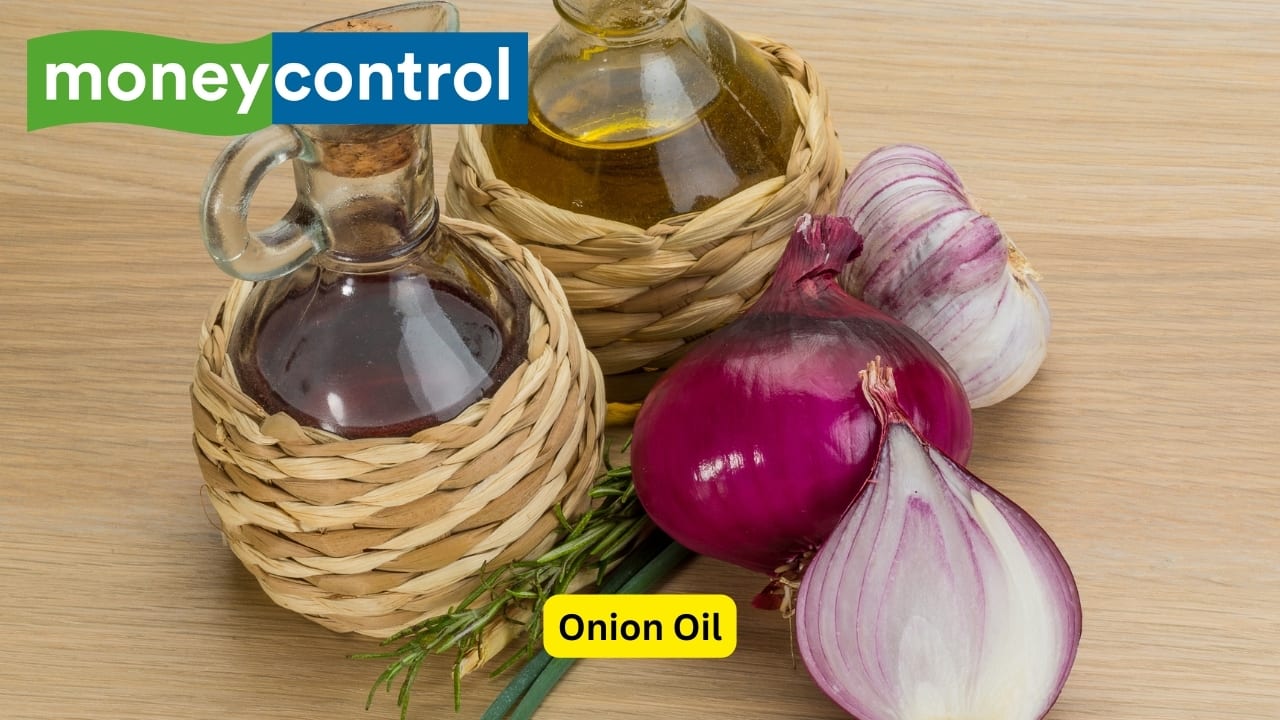 Onion Oil In recent years, onion oil has gained massive popularity for good reason. Onion oil is high in sulfur, which is a critical component to keratin, the protein that hair is made of. Onion oil promotes collagen production, stimulates hair follicles, and supports hair fall. In addition, onion oil exhibits antibacterial properties that promote a healthy and infection-free scalp. Regularly using onion oil yields visibly fuller/thicker hair. (Image: Canva)