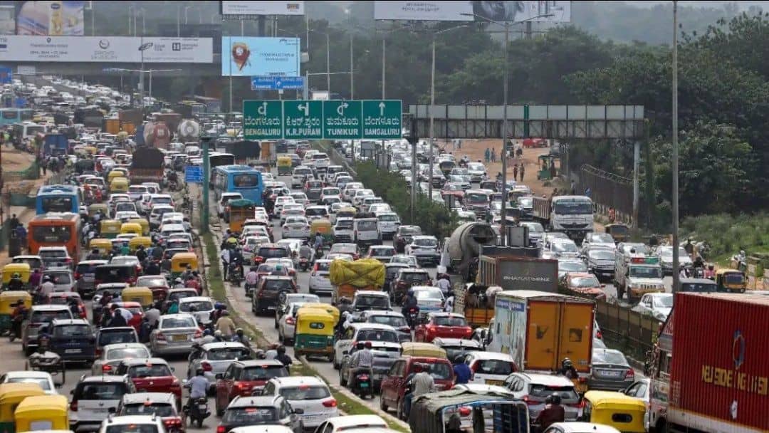Bengaluru ORR service road closed for 45 days due to metro work - Check traffic advisory