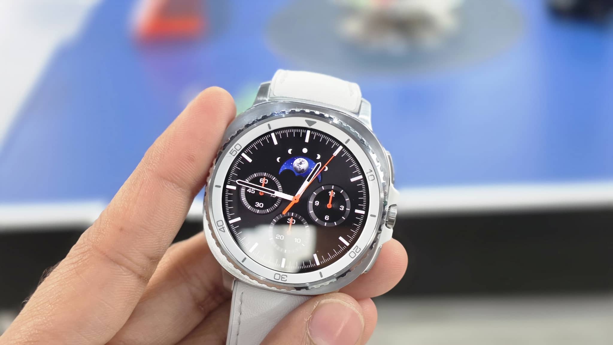 Samsung Galaxy Watch 8 (2025) 44mm Bluetooth Price: ₹39,999. Advanced health and sleep tracking features to monitor well-being. Lighter, more snug design for all-day comfort. Improved user interface for seamless navigation. Personal AI assistant for hands-free help.