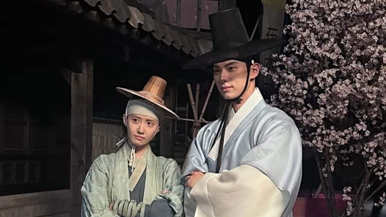 Bon Appétit, Your Majesty actors Im Yoon-ah and Lee Chae-min share behind-the-scenes pics; latter expresses gratitude to fans