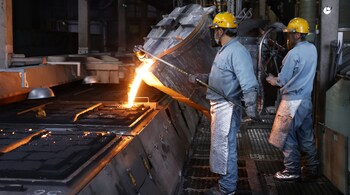 Exports rebound for the first time in four months, driven by Asia and semiconductors, giving Japan’s new prime minister an early economic tailwind.