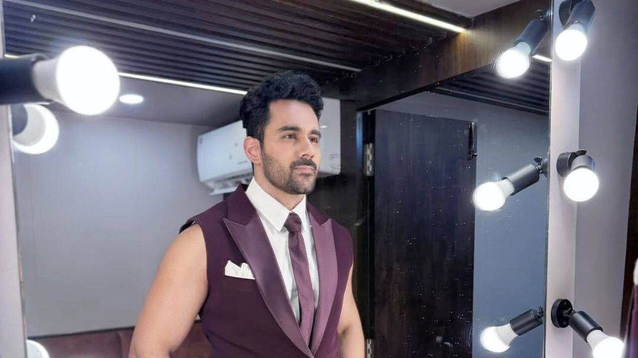 Fight with Shehbaaz Badesha  An argument over kitchen duties and respect escalated into a physical altercation between Bajaj and wild card contestant Shehbaaz Badesha. Following the fight, the Bigg Boss producers nominated both contestants for eviction for the entire season.