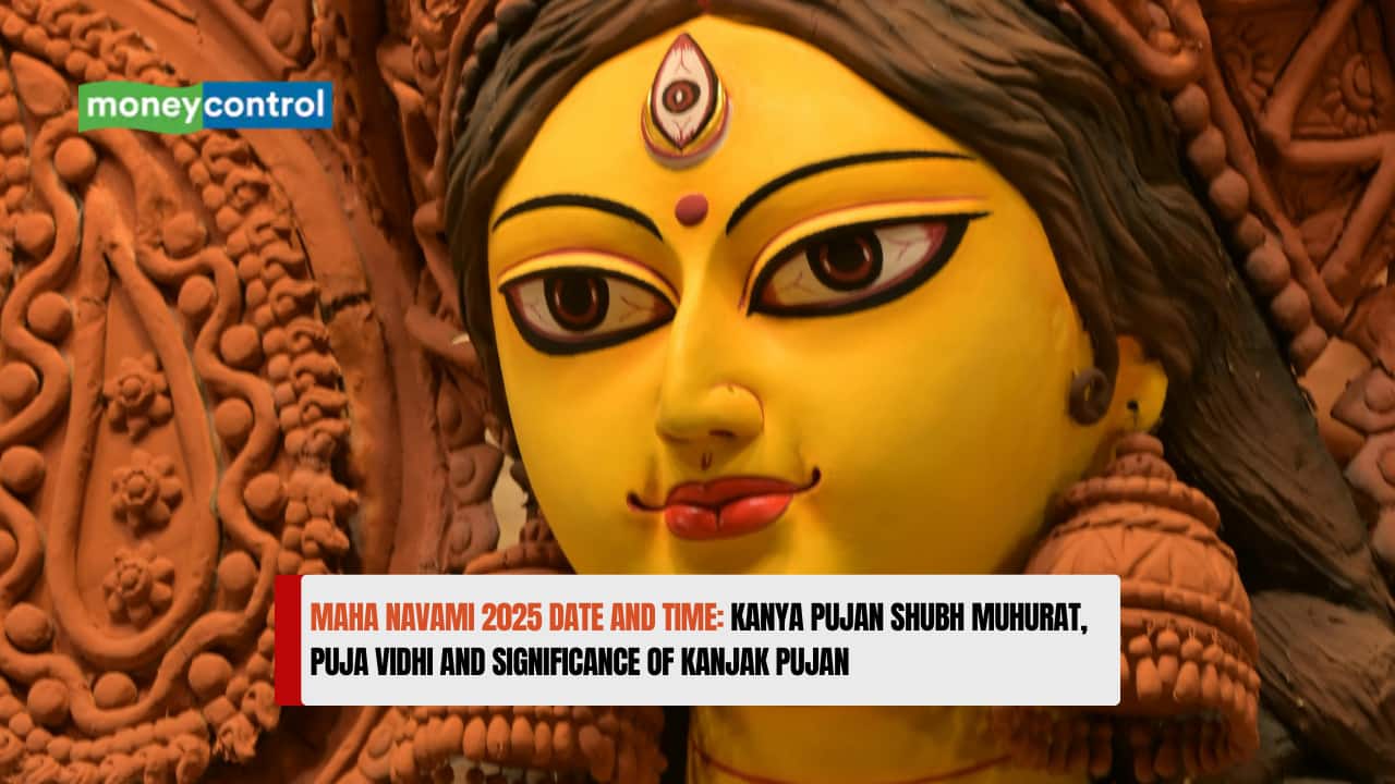 Maha Navami 2025 Date and Time: Kanya Pujan Shubh Muhurat, Puja Vidhi and Significance of Kanjak pujan