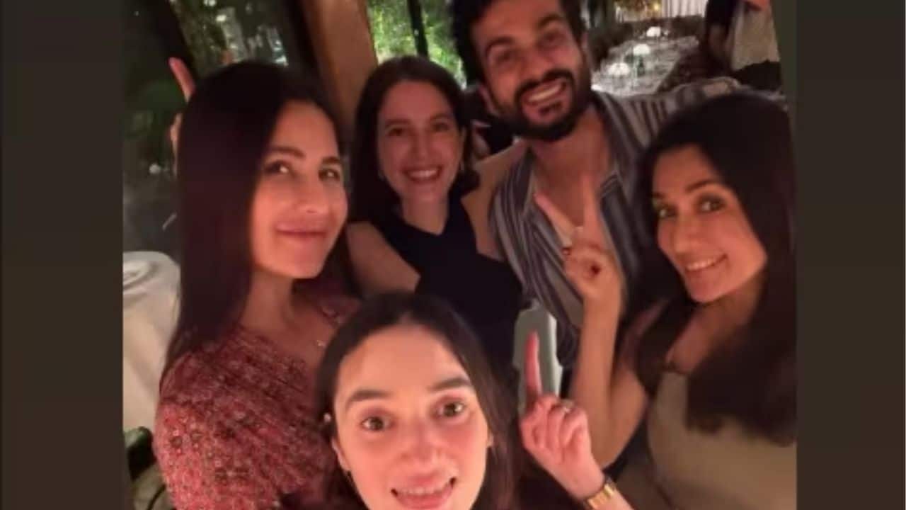 Katrina Kaif glows in first appearance after pregnancy announcement at Sunny Kaushal’s birthday bash, see here Katrina Kaif glows in first appearance after pregnancy announcement at Sunny Kaushal’s birthday bash, see here