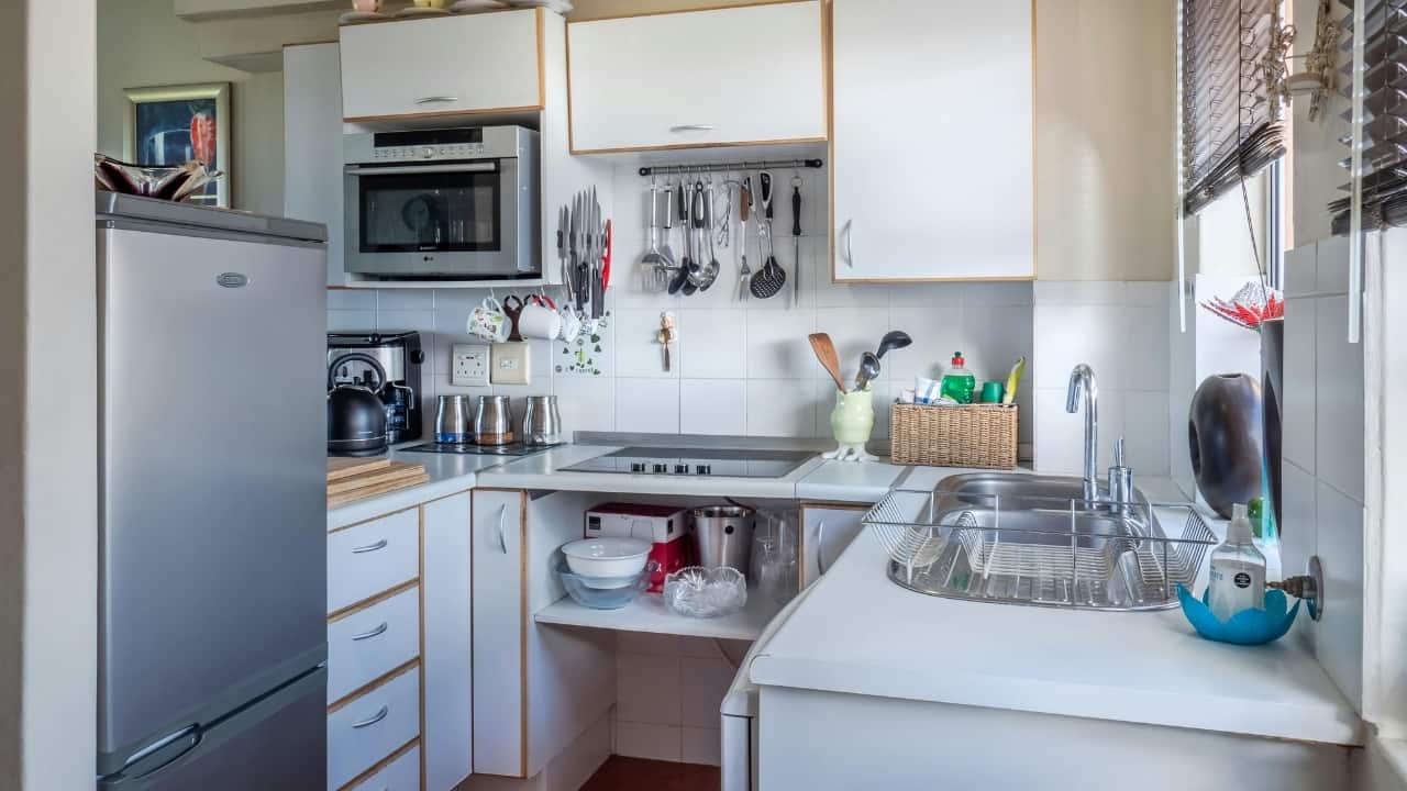 Vastu-approved kitchen colours to make your space feel bigger