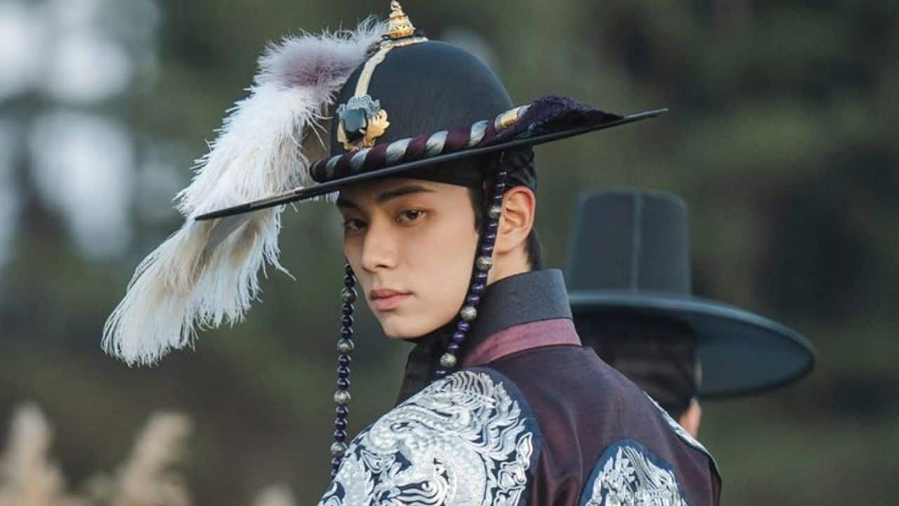 Bon Appétit, Your Majesty actor Lee Chae Min opens up about the ending and season 2 possibility