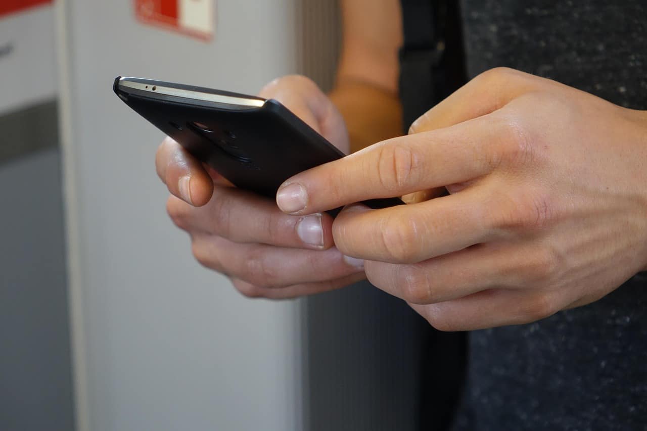 This city in Japan wants citizens to use smartphones just for two hours