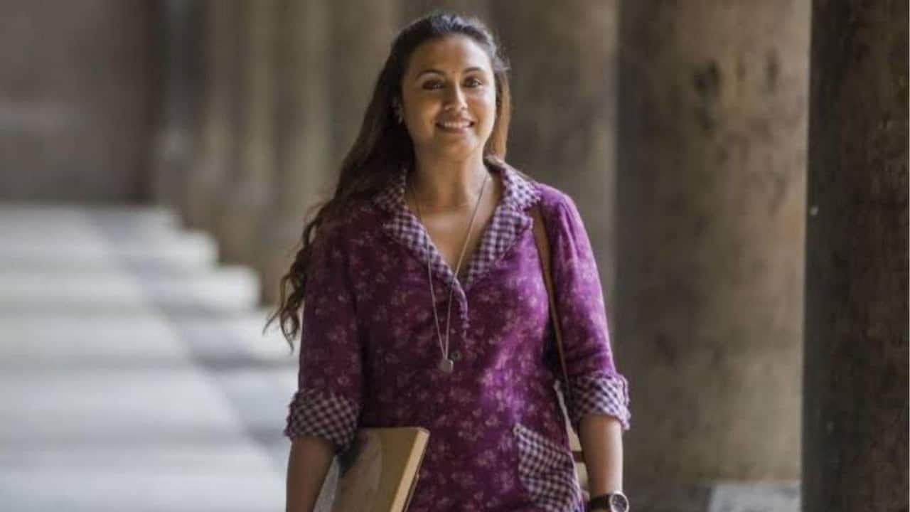 Rani Mukerji – Hichki  Box Office: ₹209 crore+ Rani Mukerji’s teacher in Hichki inspired millions. Playing a character with Tourette’s, Rani showed how empathy and determination can make cinema both emotional and widely appealing. Big numbers, bigger hearts.