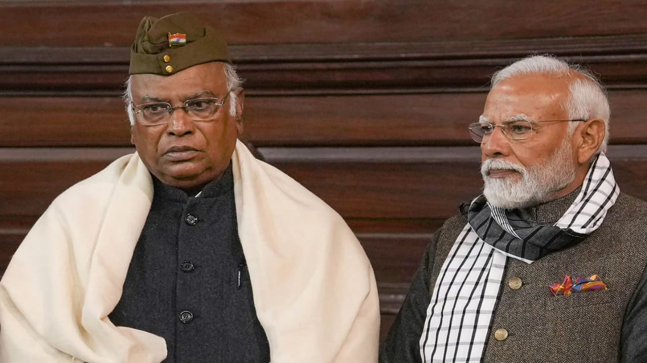 Kharge in hospital: PM Modi dials Congress chief, wishes him speedy recovery