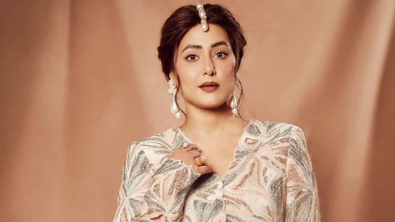 Happy Birthday Hina Khan TV actress Hina Khan is celebrating her 38th birthday. Fans met with the actress for the first time in 2009, and she has come a very long way. Hina has beautifully overcome her personal challenges and made a strong comeback to continue thriving in her career.