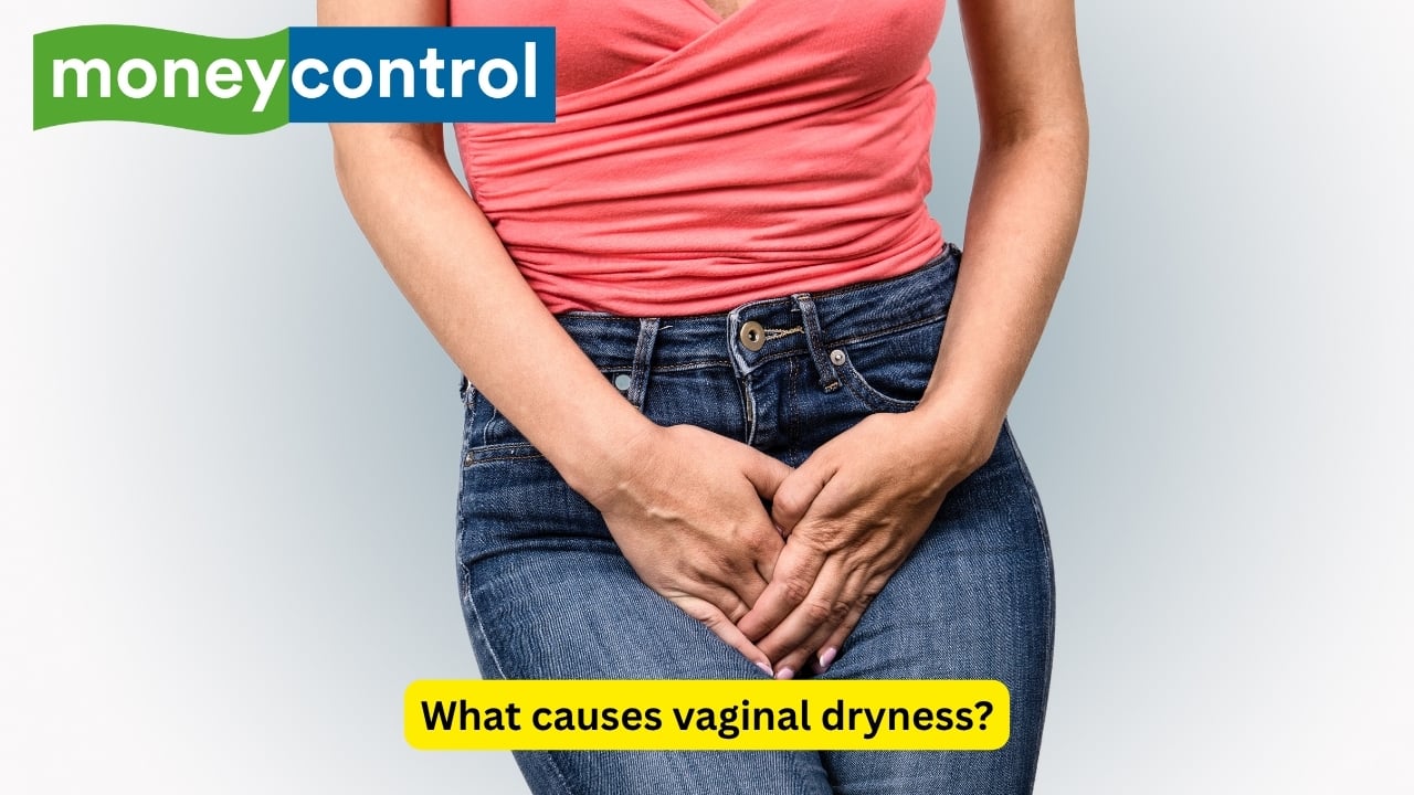 What causes vaginal dryness? Symptoms and preventive measures by expert