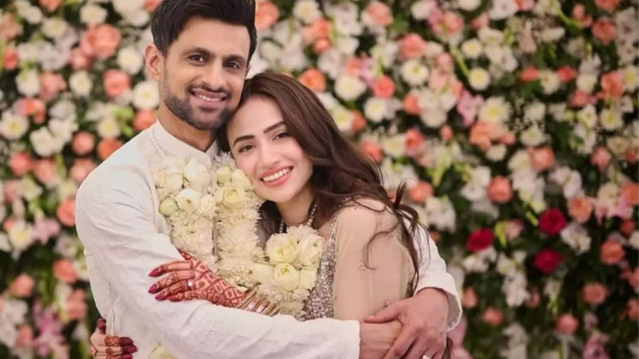 Sania Mirza's ex-husband Shoaib Malik headed for divorce with third wife Sana Javed: Reports
