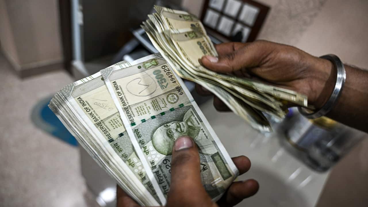 RBI bid to globalize rupee to test India’s market depth
