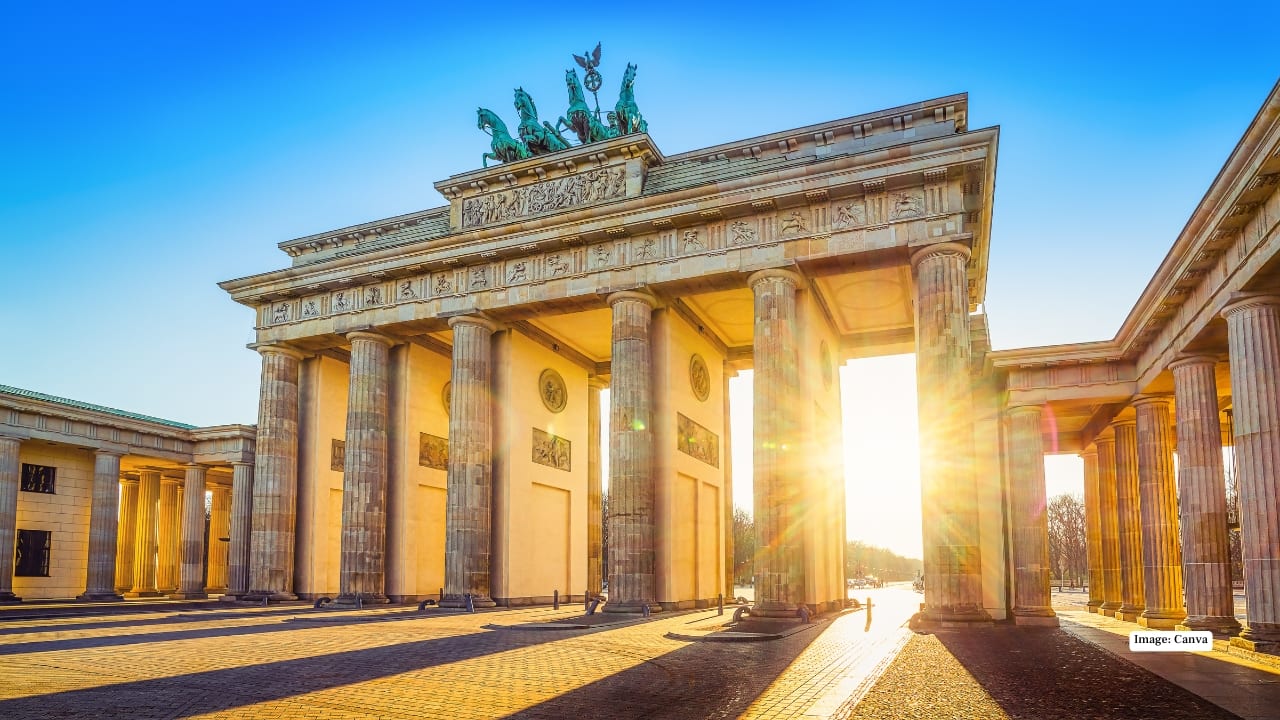 6. Berlin, Germany – Urban Calm Meets Culture Berlin’s wide boulevards, leafy parks, and vibrant wellness scene create a city that’s as relaxing as it is creative. Here, history and modernity coexist while you enjoy quiet corners and urban green spaces for rejuvenation.
