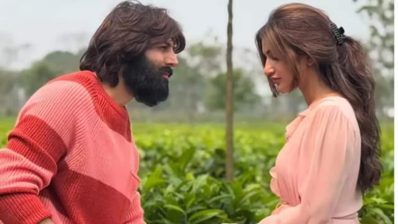 Kartik Aaryan and Sreeleela – Anurag Basu’s Romantic Drama Trust Anurag Basu to bring a new flavor to love stories. This time, he’s casting Kartik Aaryan opposite Sreeleela, a rising star from the South. The film, slated for 2026, promises Basu’s signature storytelling with a fresh romantic twist. The mix of Kartik’s charm and Sreeleela’s youthful energy could make this one of next year’s sweetest surprises.