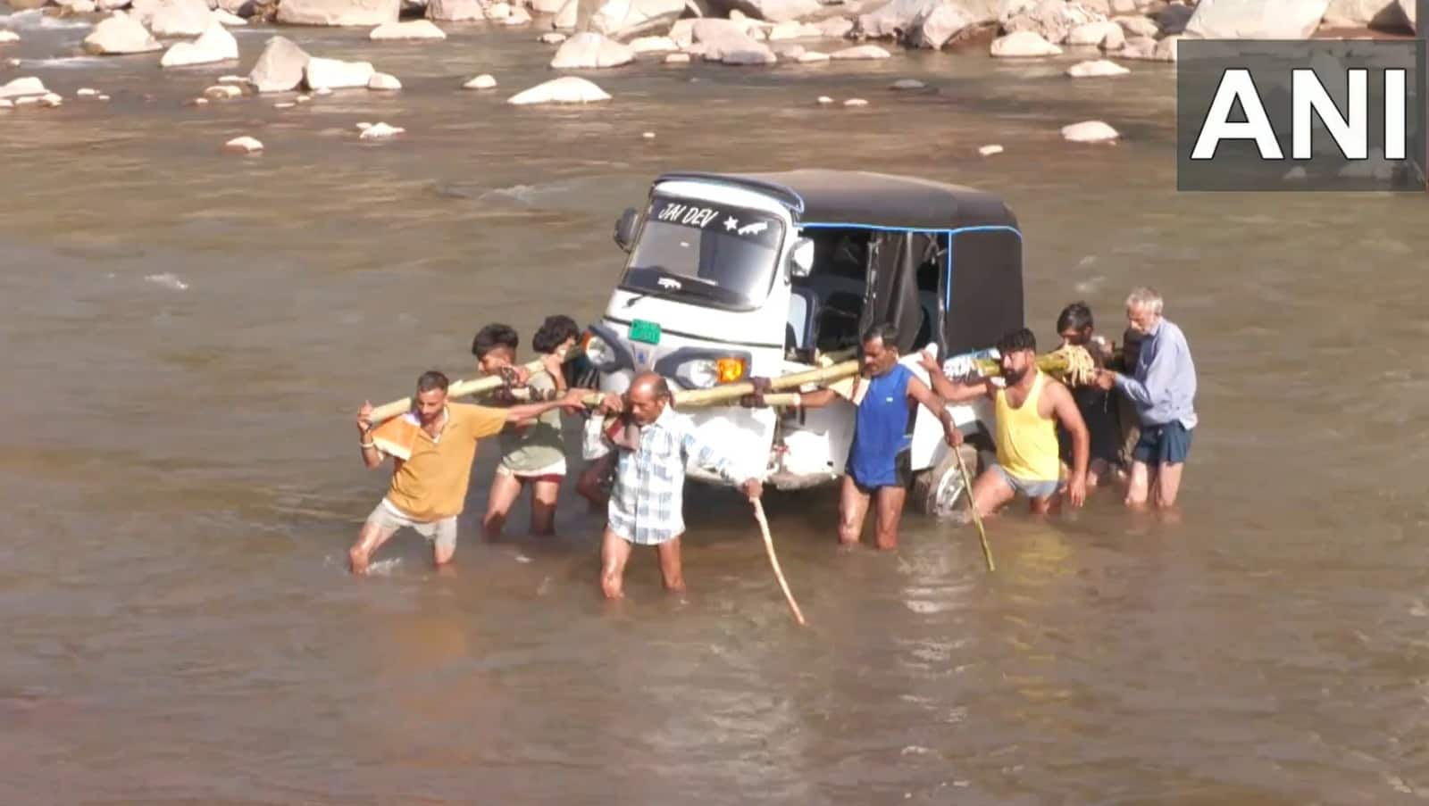 Jammu rain alert: Schools shut, Vaishno Devi Yatra suspended till Oct 7 amid IMD warning